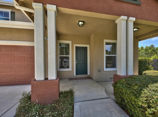 580 Saint George Dr, Salinas, CA 93905