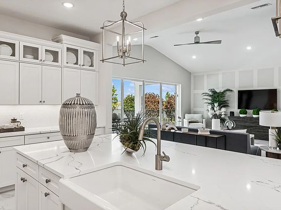 Kitchen with center island