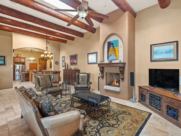 16 Calle Compa, Santa Fe, NM 87507