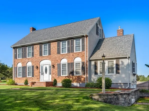 163 Old Farm Rd, North Andover, MA 01845