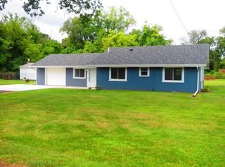 5937 Blossman Rd, Toledo, OH 43617