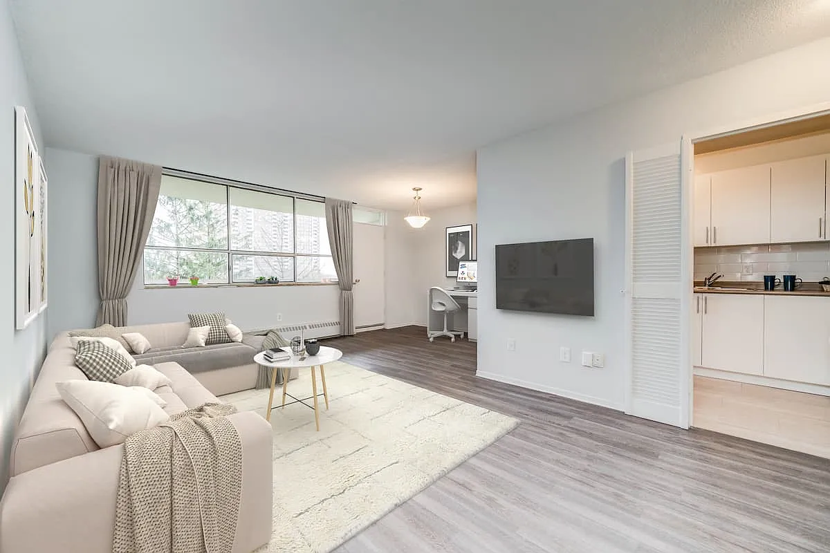 Bentley Apartments — Photo 2
