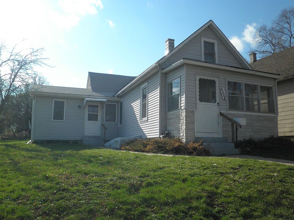 1st image of 4228 S 37th St