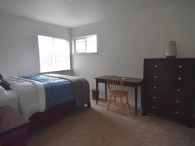 1340 Fern St SW — Photo 9