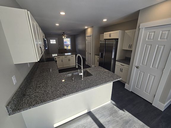 4th image of 40 Jacobs Way