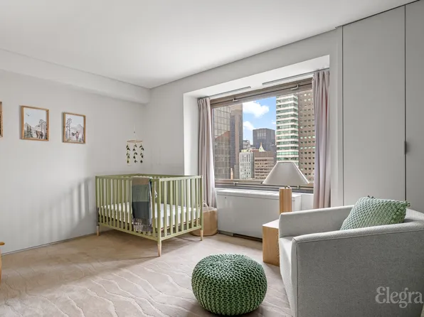 118 East 60th Street image 19 of 22