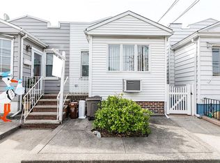 6480 58th Rd, Maspeth, NY 11378