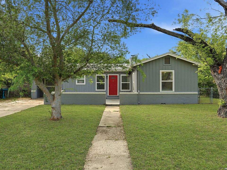 1st image of 221 Balcones Heights Rd