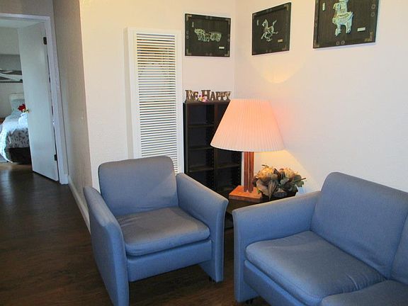 5th image of 250 River St Unit 302