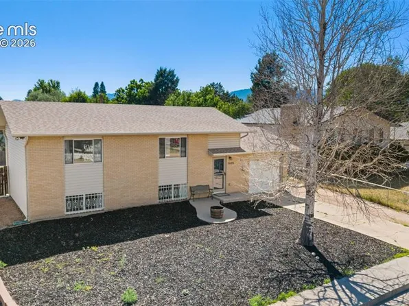 7370 Sugarloaf Ter, Fountain, CO 80817