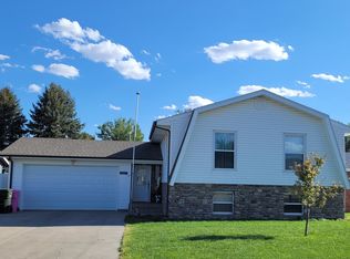 2227 Newton St, Sidney, NE 69162