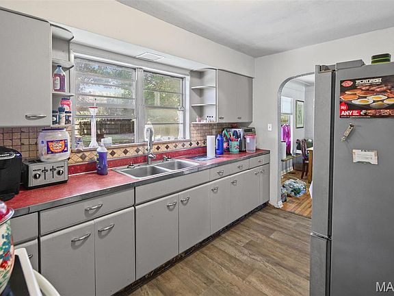 4th image of 7305 Northern Dr