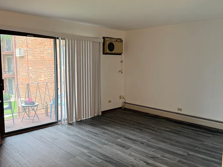15744 Lake Dr #2 — Photo 3