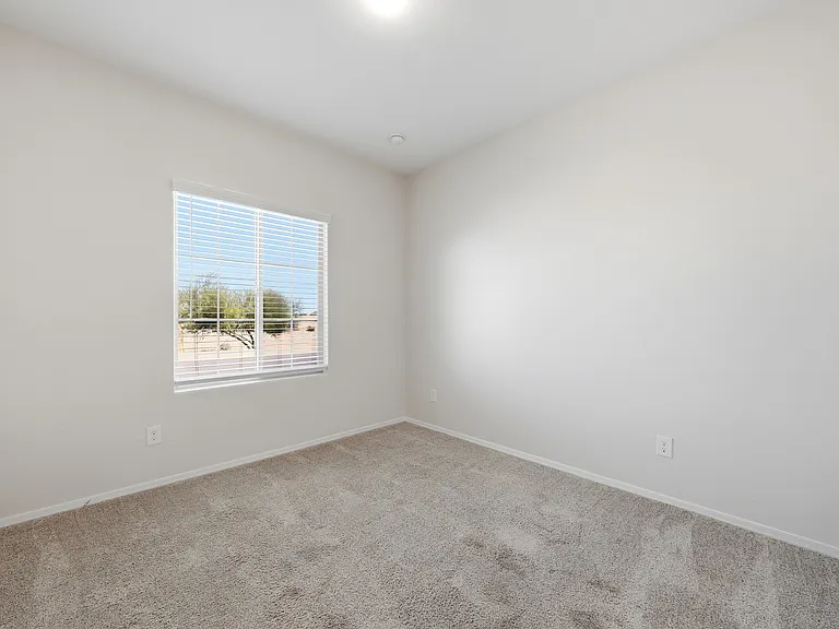 43721 W Acacia Ave — Photo 16