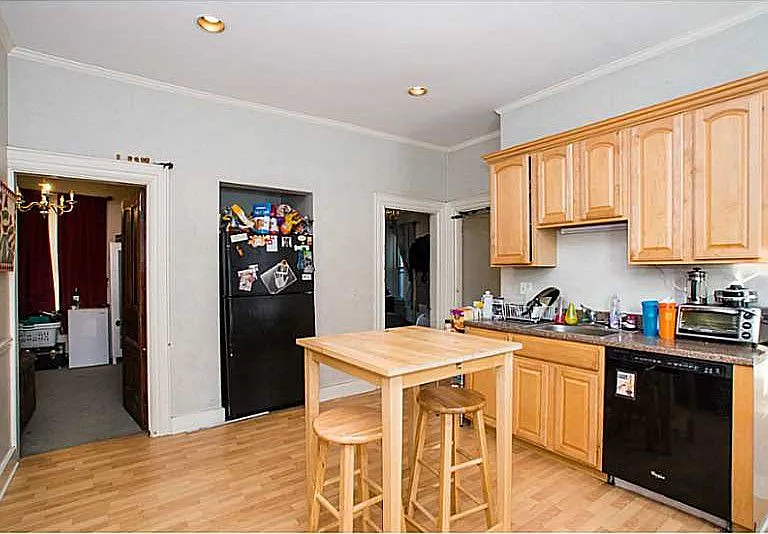 1510 Westminster St #2 — Photo 1