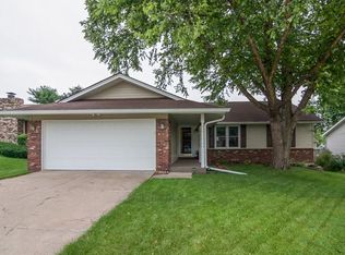 1347 W 47th Ct, Davenport, IA