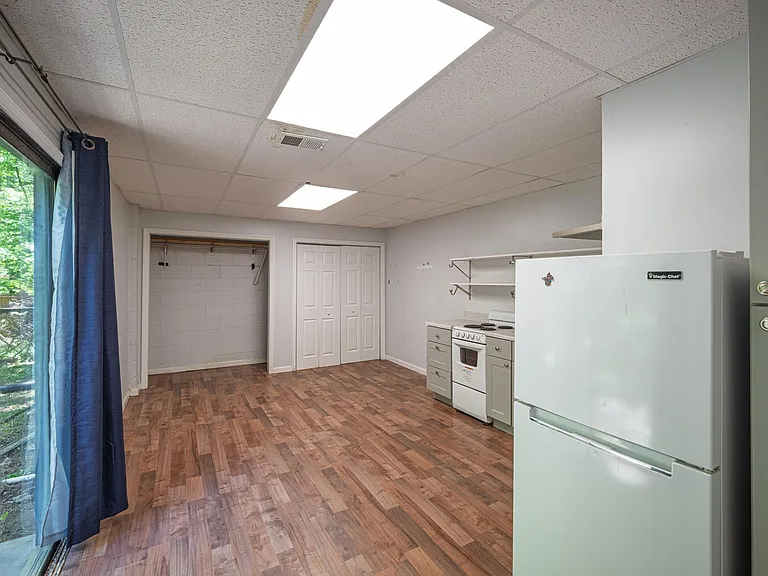 170 N Fayette Ct — Photo 18