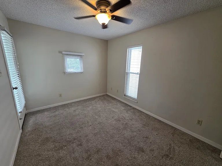 317 Hayden Rd #6 — Photo 21
