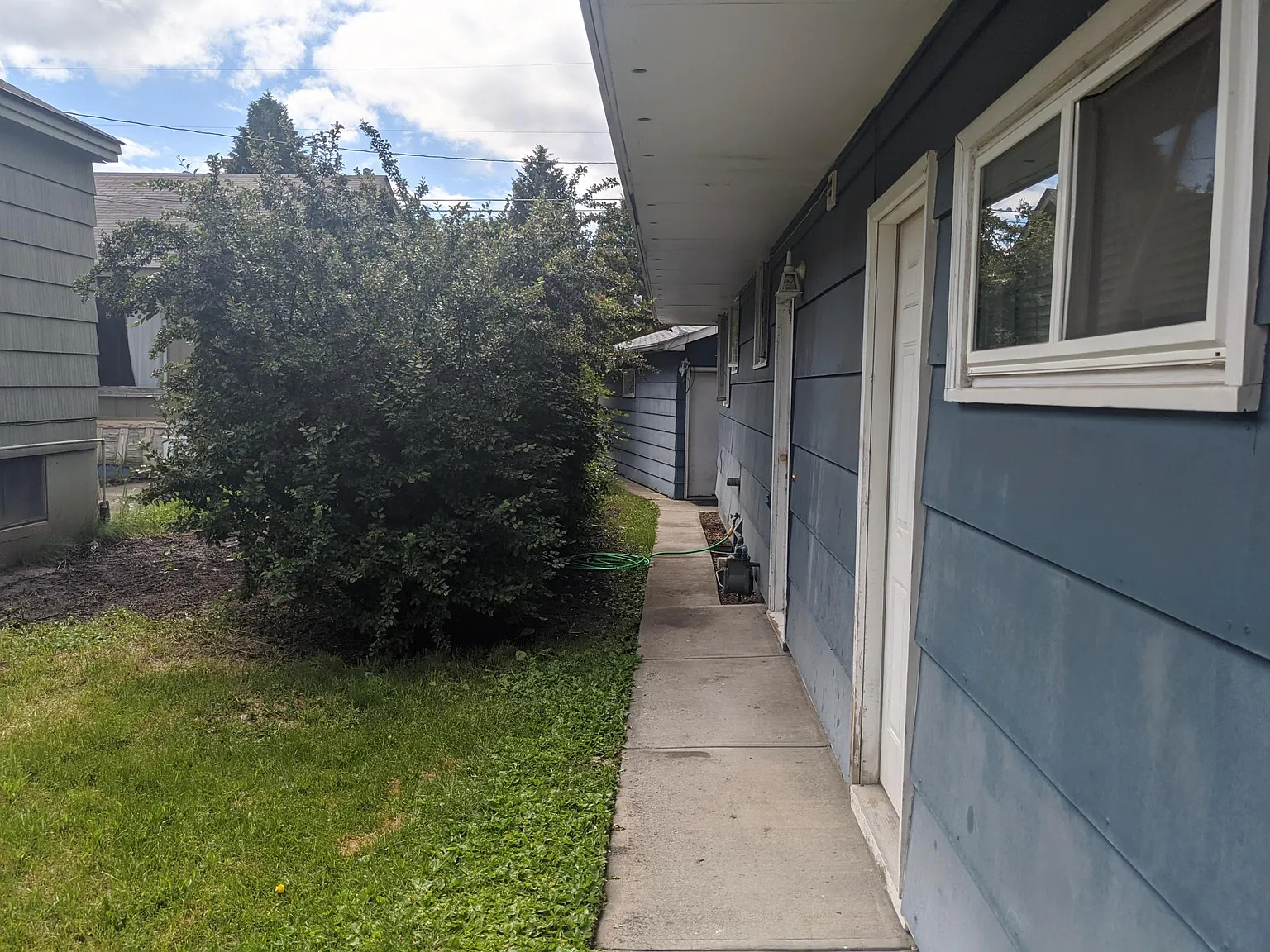 4 bed, 1200 sqft, $2,500 — Photo 2