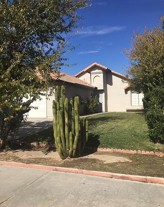 1st image of 5055 Essex Dr