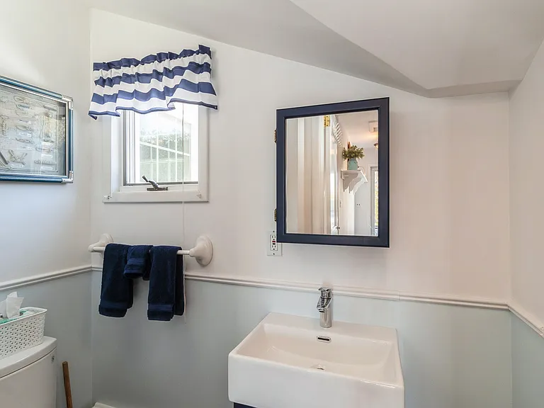 45 James St — Photo 23