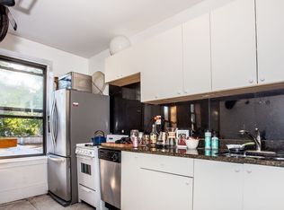 671 Manhattan Ave #2A, Brooklyn, NY 11222