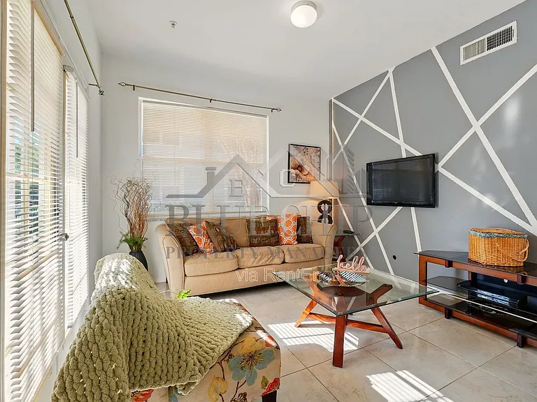 4005 Venetian Bay Dr #108 — Photo 6