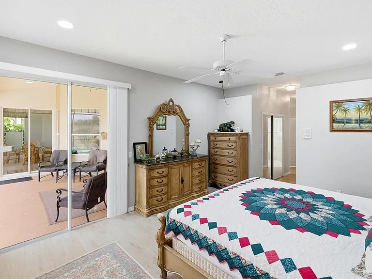 2499 Silver Palm Rd — Photo 13