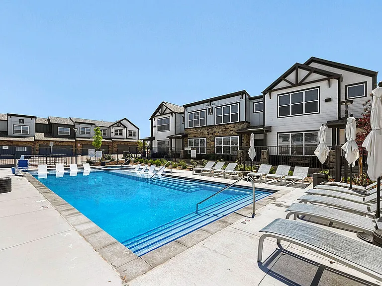 Exterior | Ara Townhomes & Flats