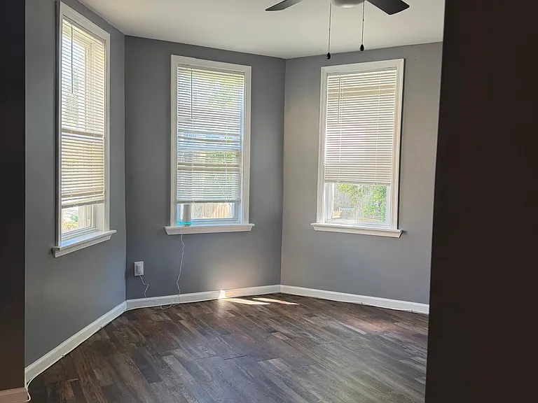1514 E Lafayette Ave — Photo 17