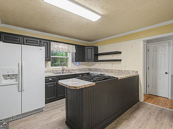 4th image of 3191 Limrick Ln