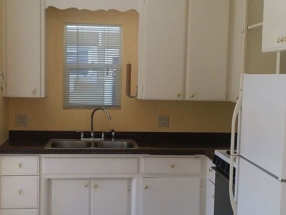 4th image of 338 E Washington Ave APT 5