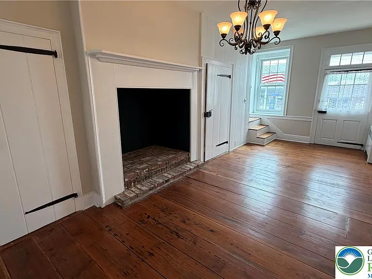 797 Main St — Photo 30