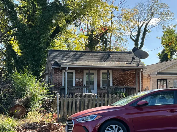 306 Glover St, Fredericksburg, VA 22401