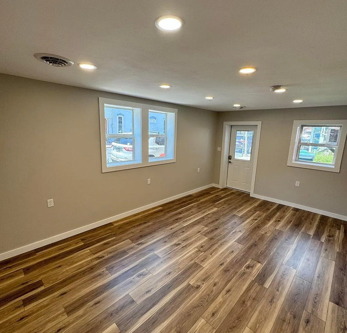 Studio, 198 sqft, $900 — Photo 4