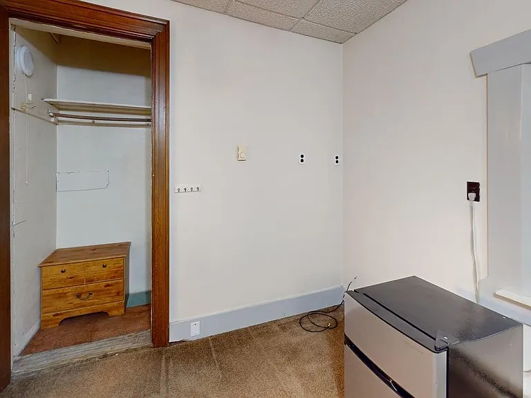 1052 Baldwin Ave — Photo 27
