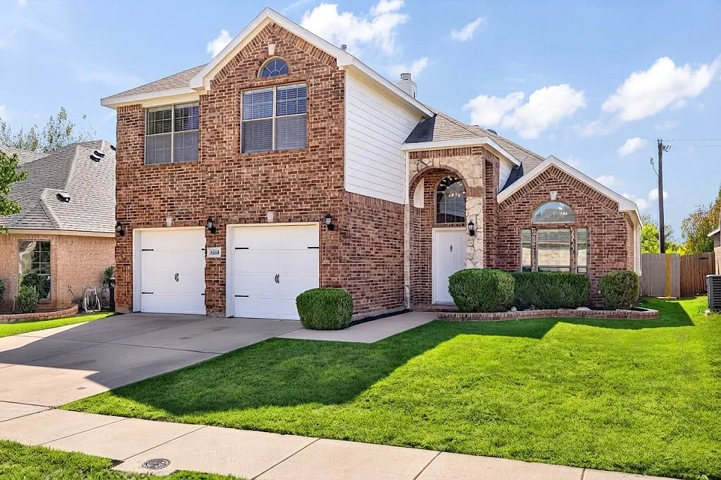 5 bed, 2589 sqft, $3,495 — Photo 2