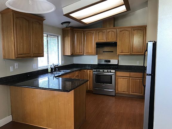 4th image of 60 Cuvaison Ln