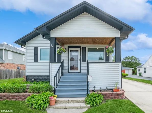 9615 S 53rd Ave, Oak Lawn, IL 60453