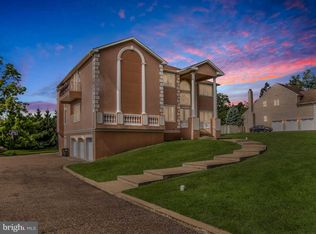 1160 Welsh Rd, Huntingdon Valley, PA 19006