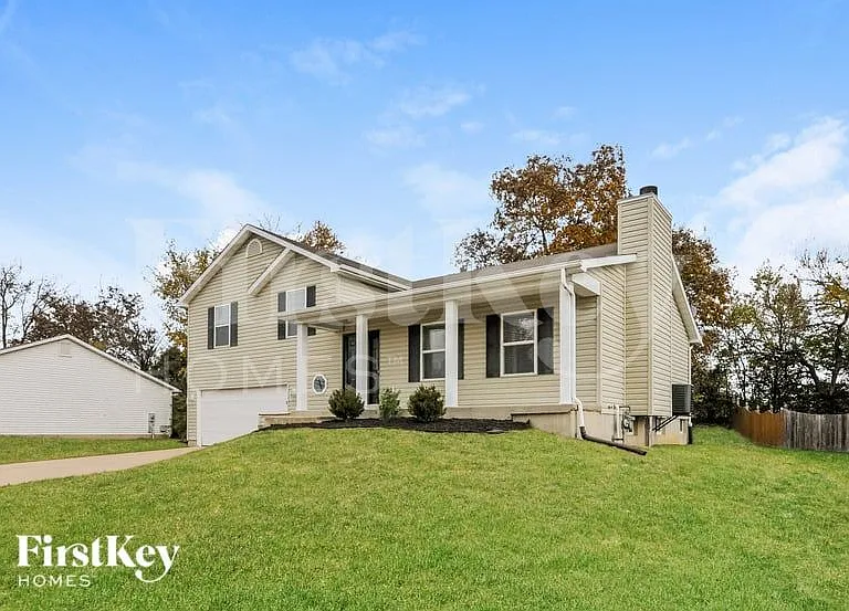 15 Glen Meadows Dr — Photo 2