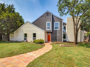 6 Hillcrest Ct, Trophy Club, TX 76262