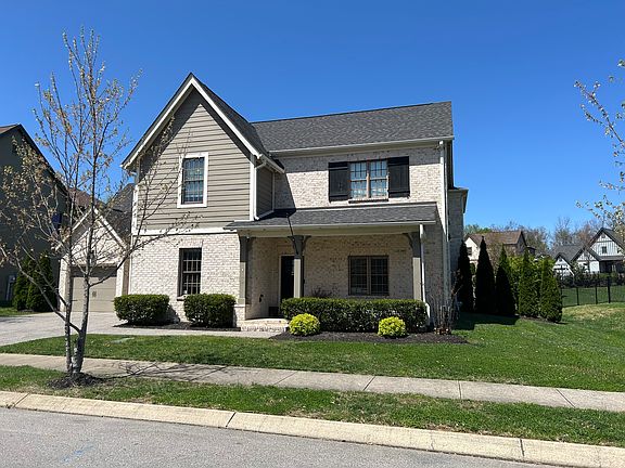2nd image of 849 Dartmoor Ln