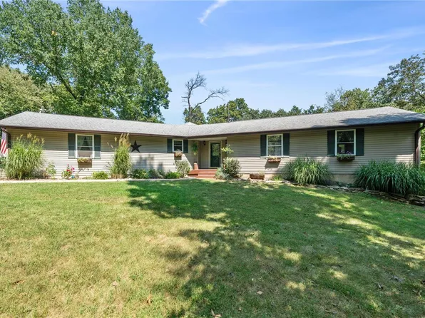2567 Sugar Lake Rd, Pacific, MO 63069
