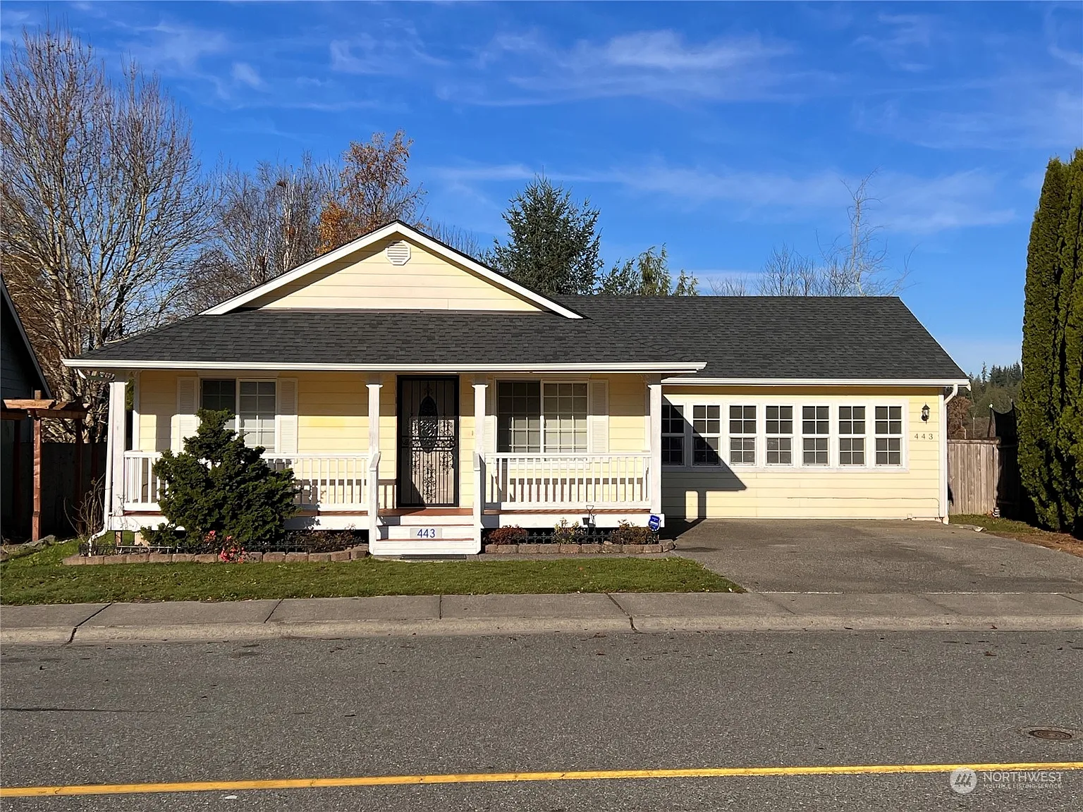 443 Spring Lane photo 1