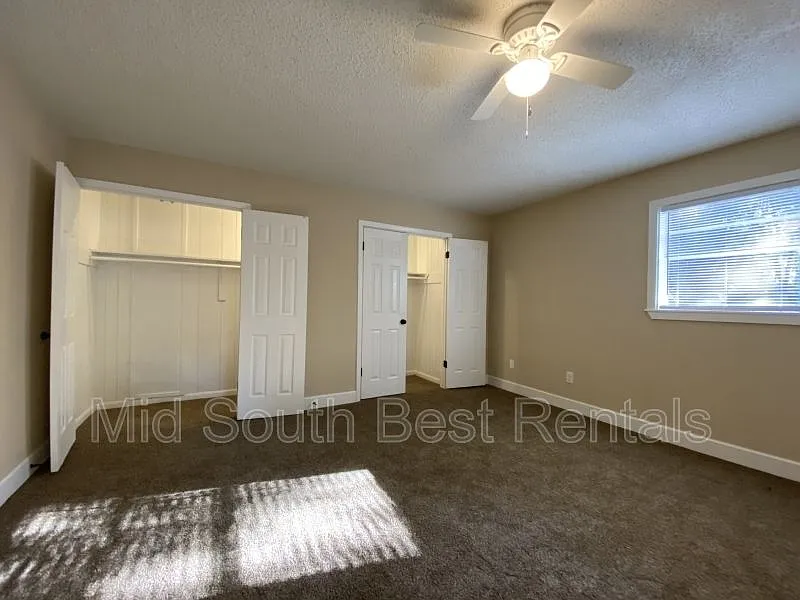 3629 Vivia Ave — Photo 2
