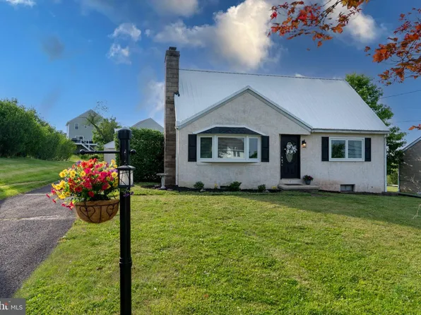 2313 N Charlotte St, Pottstown, PA 19464