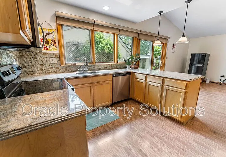 5360 Red Lake Ct — Photo 16
