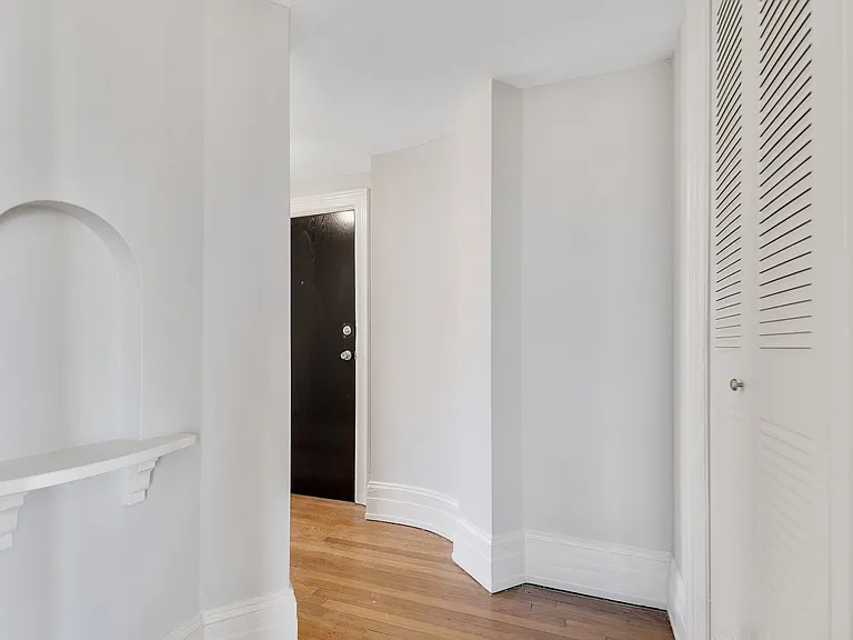 Fort Wood Apartments — Photo 72