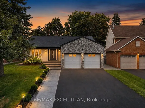 258 Glenway Cir, Newmarket, ON L3Y 7S7